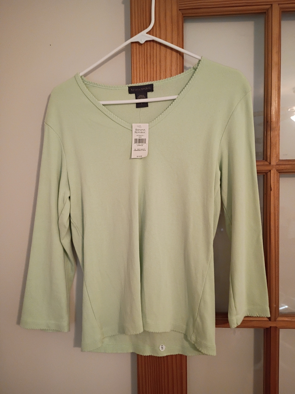 Banana Republic Mint Green V-Neck Long Sleeve Top